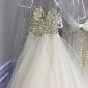 Eve of Milady Wedding Dress